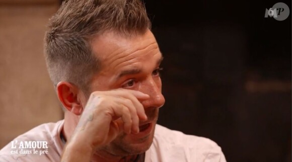Mathieu demande Alexandre en mariage dans "L'amour est dans le pré 2020" le 14 décembre 2020, sur M6