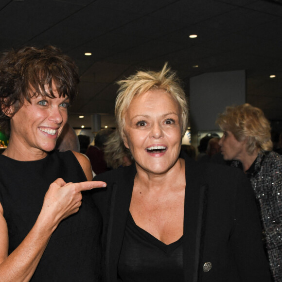 Anne Le Nen et sa compagne Muriel Robin - Générale du nouveau spectacle "Muriel Robin et Pof !" au Palais des Sports à Paris le 3 octobre 2019. © Coadic Guirec/Bestimage