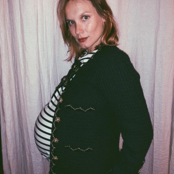 Ana Girardot, enceinte, sur Instagram.