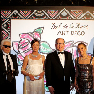 Charlotte Casiraghi, Karl Lagerfeld, la princesse Caroline de Hanovre, le prince Albert II de Monaco, Paola Marzotto (mère de Béatrice Borroméo), Pierre Casiraghi et Béatrice Borroméo - Bal de la Rose à Monaco le 28 mars 2015