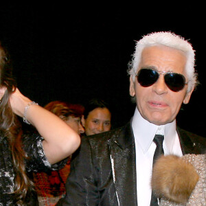 Karl Lagerfeld, Caroline de Monaco et Charlotte Casiraghi à l'Opéra Garnier de Monaco en 2006. 