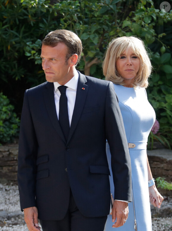Le président de la République française Emmanuel Macron et sa femme la Première Dame Brigitte Macron - Le président de la République française reçoit le président de la fédération de Russie au fort de Brégançon, à Bormes-les-Mimosas, France, le 19 août 2019.