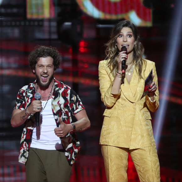 Exclusif - Scène - Claudio Capeo et Laury Thilleman - Direct de l'émission "Tous ensemble pour la musique" pour la fête de la musique 2020 à l'AccorHotels Arena à Paris le 19 juin 2020. © Cyril Moreau / Veeren Ramsamy / Bestimage