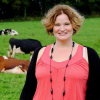 Aude, éleveuse de vaches laitières en Bretagne. "L'amour est dans le pré" saison 13