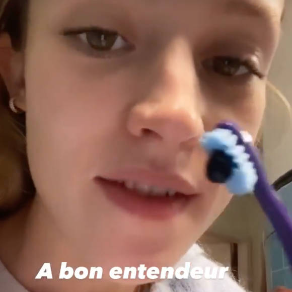 Angèle, vexée par une caricature, fait part de sa colère sur Instagram.