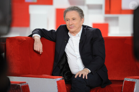 Exclusif - Michel Drucker - Enregistrement de l'émission "Vivement Dimanche" au studio Gabriel à Paris le 4 mars 2020 et diffusée le 8 mars 2020. © Guillaume Gaffiot/Bestimage