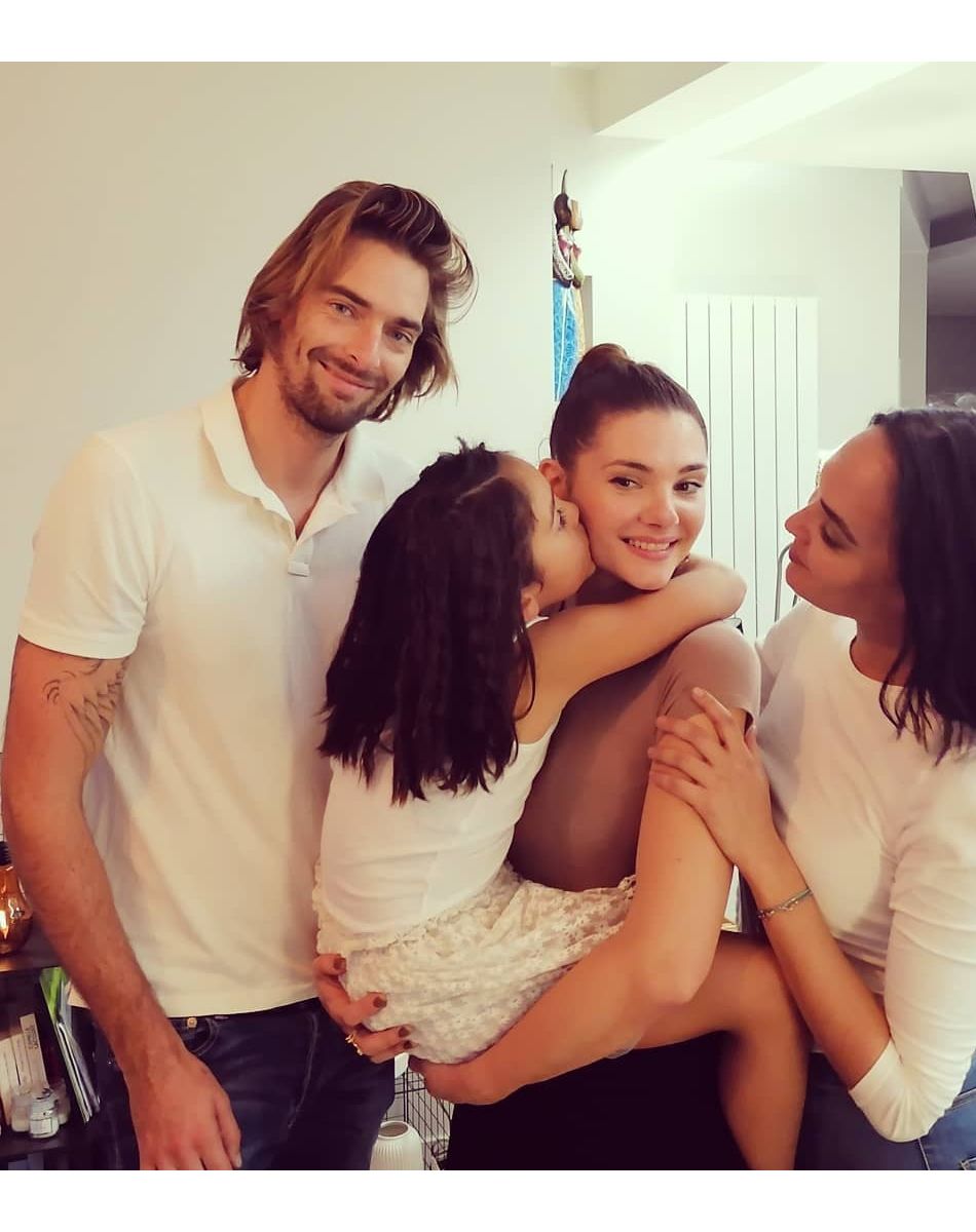 Camille Lacourt Un Bebe Avec Alice Tres Belle Officialisation Avec Sa Fille Jazz Le Diaporama Purepeople Camille Lacourt Un Bebe Avec Alice Tres Belle Officialisation Avec Sa Fille Jazz Le Diaporama Purepeople