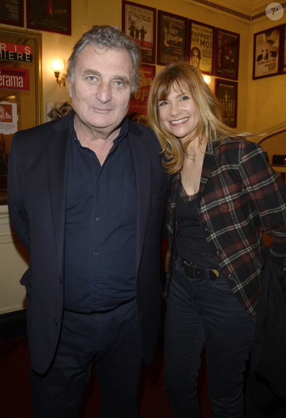 Patrick Rotman et sa femme Florence Pernel - Semi-exclusif - Remise du prix de La Fondation Diane & Lucien Barrière 2015 au théâtre Tristan Bernard à Paris, pour la pièce "Je vous écoute" à Paris le 1er février 2016. © Coadic Guirec/Bestimage