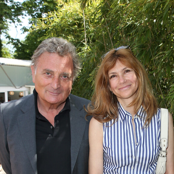 Florence Pernel et son mari Patrick Rotman - People dans le village lors de la finale du tournoi de tennis de Roland-Garros à Paris, le 7 juin 2015. 