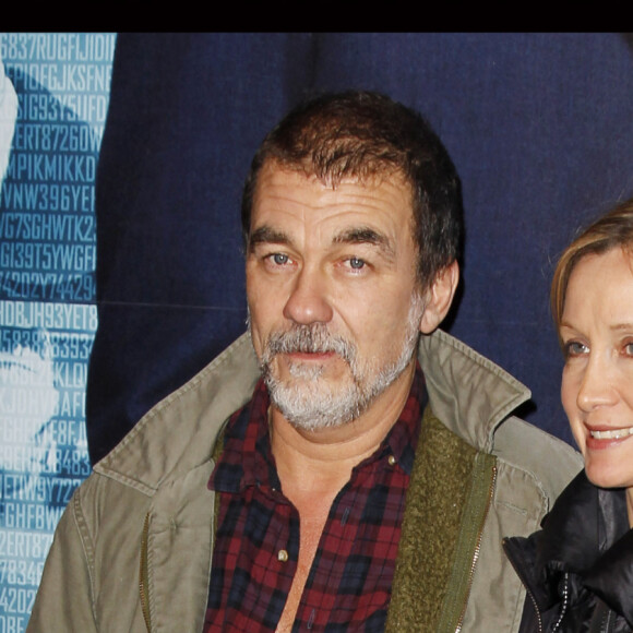 Olivier Marchal et sa femme Catherine - Avant-première du film "La Taupe" à l'UGC Normandie, à Paris. Le 20 janvier 2012.