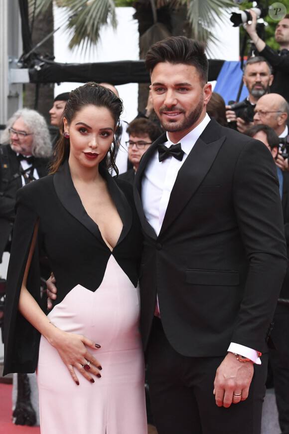 Nabilla Benattia (enceinte) et son mari Thomas Vergara - Montée des marches du film "A Hidden Life" lors du 72ème Festival International du Film de Cannes, le 19 mai 2019. 9
