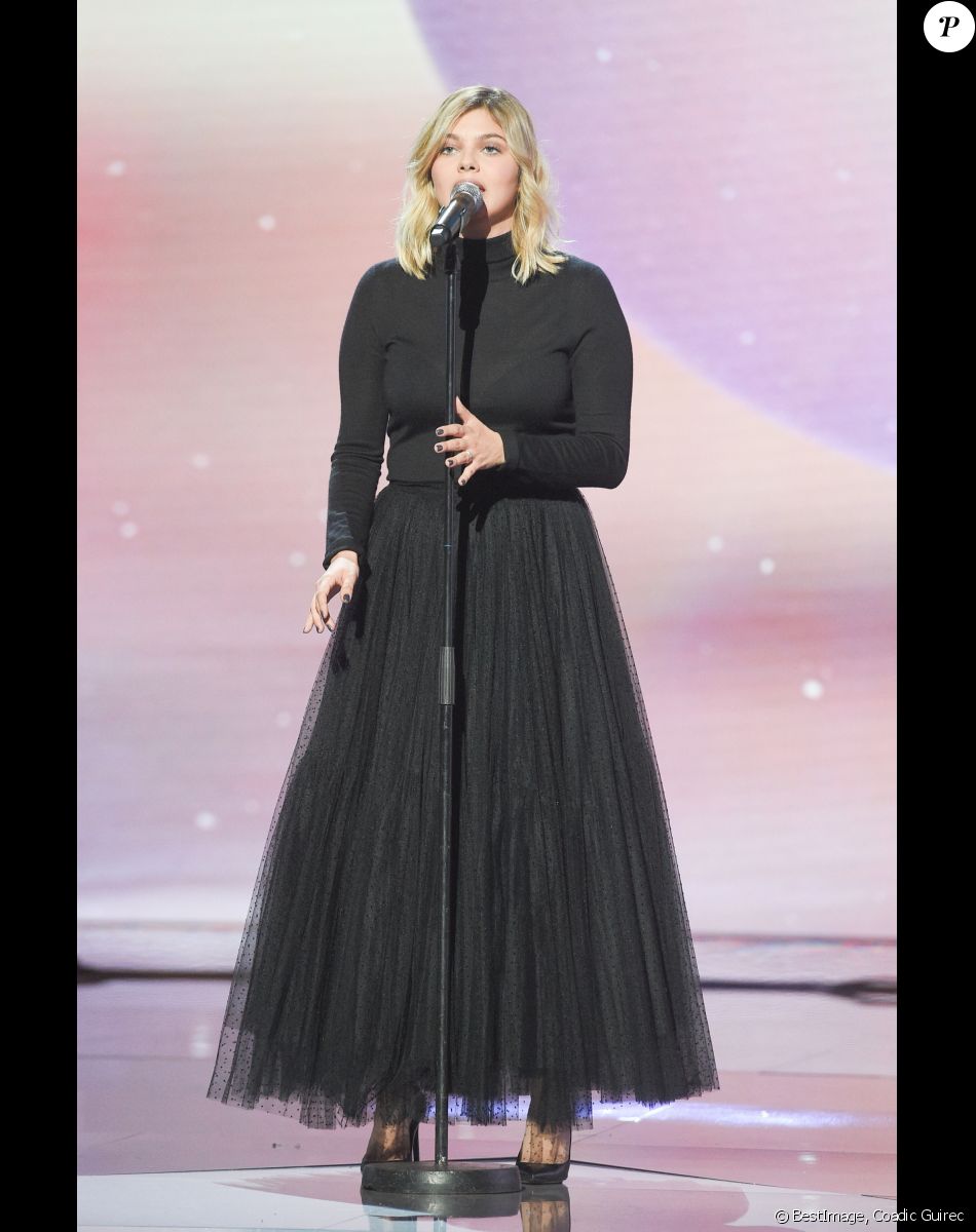 Louane Emera lors de la cérémonie des 34e Victoires de la Musique à la Seine Musicale, Boulogne Billancourt le 8 février 209. © Coadic Guirec / Bestimage