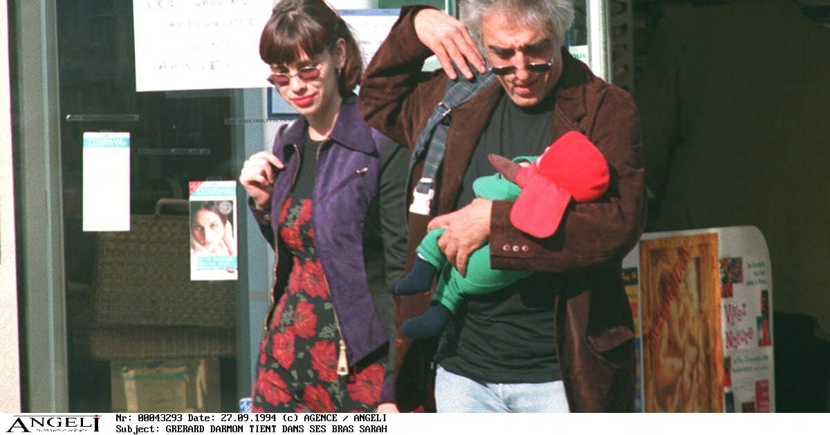 Gérard Darmon, Mathilda May et leur fille Sarah en septembre 1994