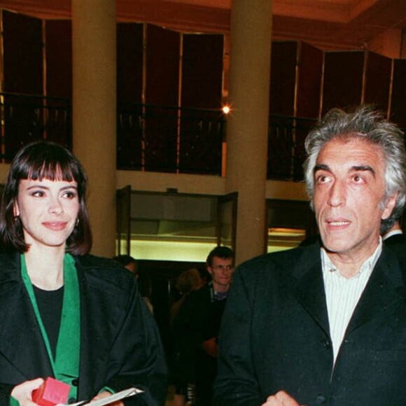 Gérard Darmon et Mathilda May à Paris en novembre 1994.