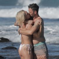 Brian Austin Green : Amoureux et tactile à la plage avec Sharna Burgess