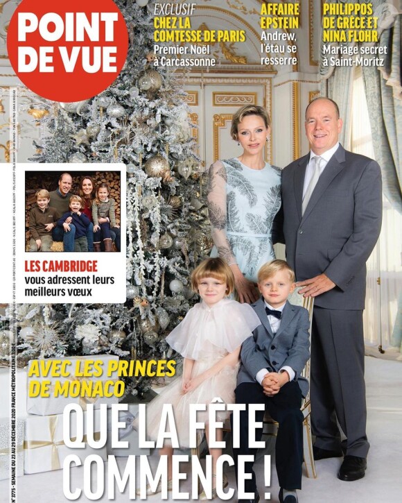 Le prince Albert de Monaco, son épouse la princesse Charlene et leurs enfants, le prince Jacques et la princesse Gabriella, posent en couverture du magazine "Point de vue" pour son édition du 23 décembre 2020.