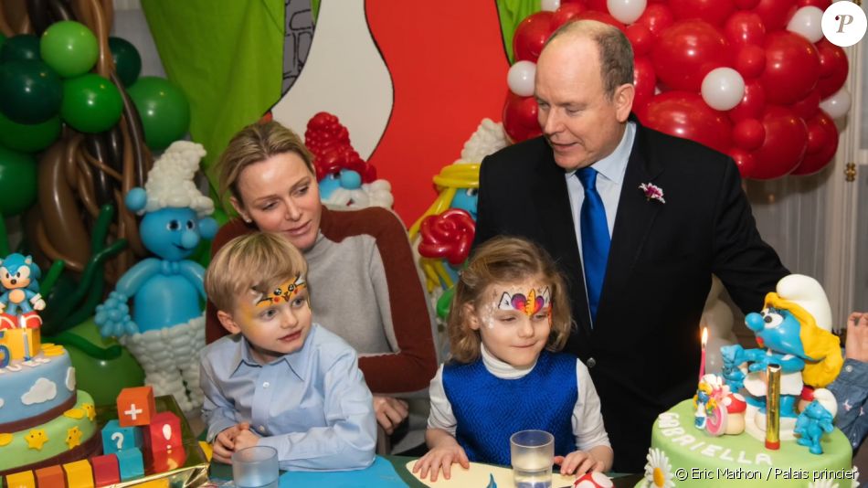 Jacques et Gabriella de Monaco ont fêté leurs 5 ans au palais princier avec leurs parents Albert et Charlene, le 11 décembre 2019.