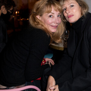 Exclusif - Julie Depardieu et Karin Viard lors de la soirée de lancement du sac Kate Moss pour IKKS à l'hôtel Amour à Paris le 22 octobre 2020. © Cyril Moreau / Bestimage