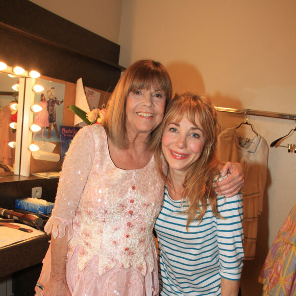 Exclusif - Chantal Goya, Julie Depardieu - People au spectacle de Chantal Goya, "Le soulier qui vole" au Palais des Congrès à Paris. Le 6 octobre 2019. © Philippe Baldini/Bestimage