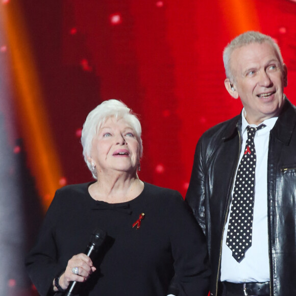 Exclusif - Line Renaud, Jean-Paul Gaultier - People sur le plateau de l'émission TV "Toujours ensemble, notre raison d'être" à l'occasion du Sidaction 2018 au Casino de Paris. Le 24 mars 2018 © Christophe Clovis-Cyril Moreau / Bestimage