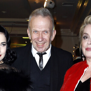 Dita Von Teese, Jean Paul Gaultier, Catherine Deneuve - Diner de la mode pour le Sidaction au Pavillon d'Armenonville a Paris, le 23 janvier 2014.