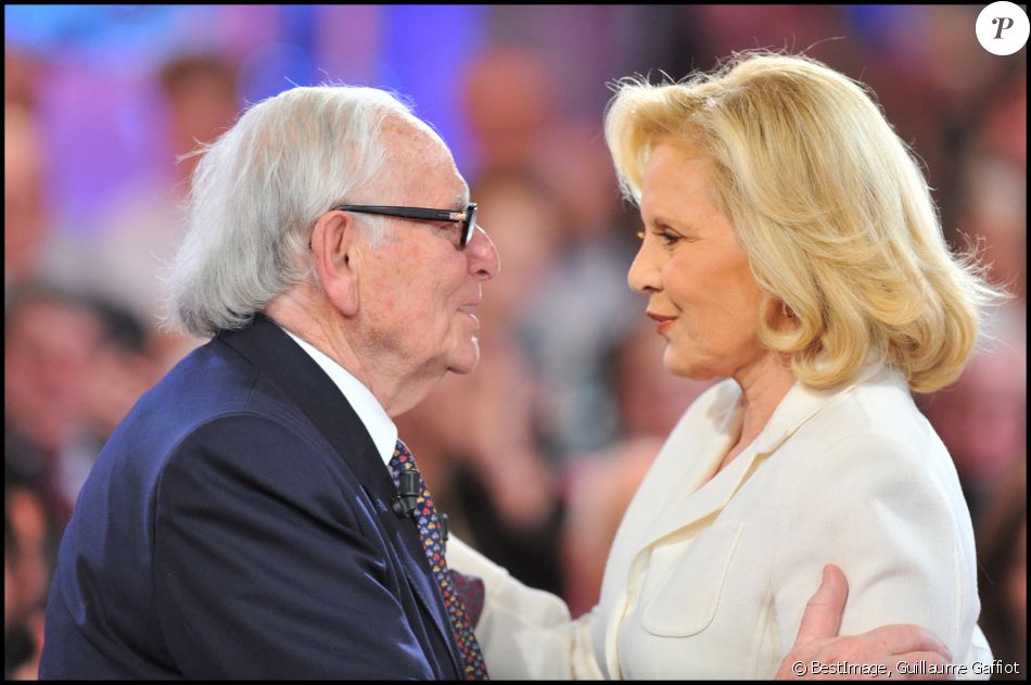 Archive - Pierre Cardin et Sylvie Vartan à Vivement Dimanche © Guillaume Gaffiot /Bestimage