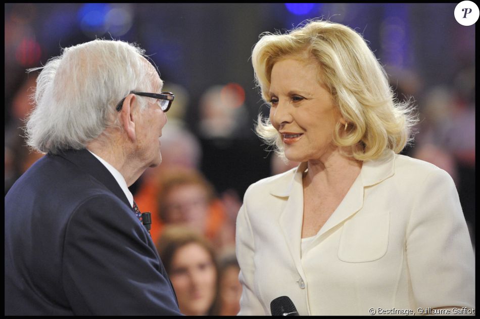 Archive - Pierre Cardin et Sylvie Vartan à Vivement Dimanche © Guillaume Gaffiot /Bestimage