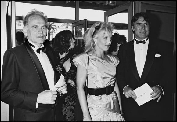 Archives - Pierre Cardin avec Sylvie Vartan et son mari Tony Scotti au Festival de Cannes en 1986