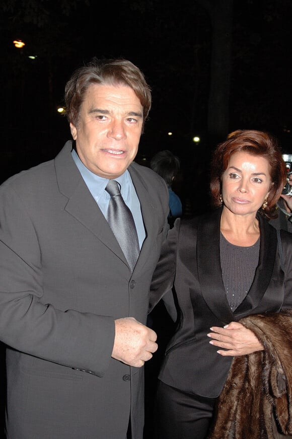 Bernard Tapie et son femme Dominique à Paris en 2004