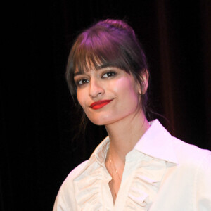 Clara Luciani lors de la cérémonie de clôture et remise de prix du Festival du film Francophone d'Angoulême 2020 le 2 septembre 2020. © Coadic Guirec / Bestimage