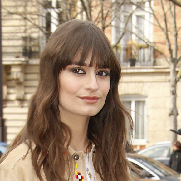 Clara Luciani - Arrivées des people au défilé Miu Miu collection prêt-à-porter Automne/Hiver 2020-2021 lors de la Fashion Week à Paris le 3 mars 2020. © Christophe Aubert via Bestimage