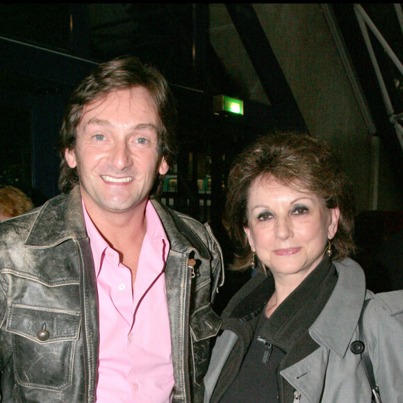 Pierre Palmade et sa mère - Patrick Bruel invite son public à partager "des souvenirs devant" la scène de Paris Bercy.