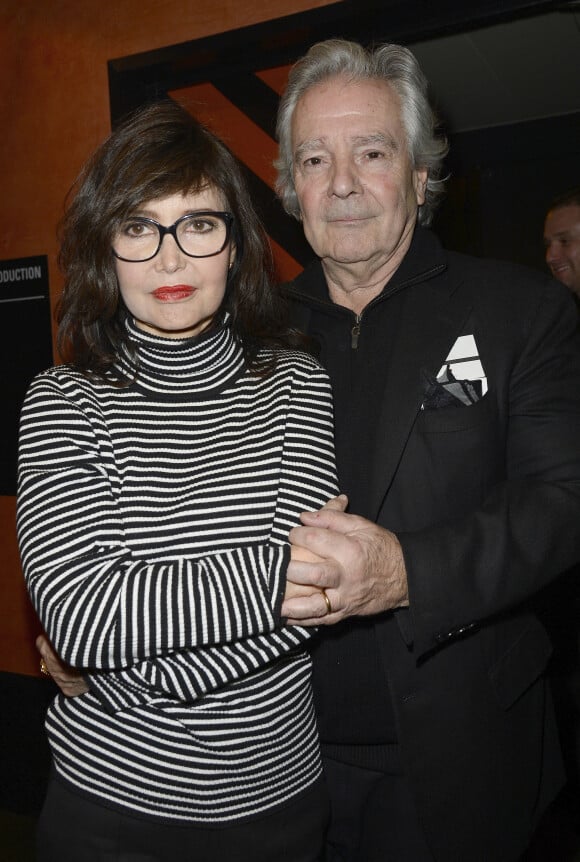 Pierre Arditi et sa femme Evelyne Bouix - People en backstage du spectacle d'Alex Lutz à l'Olympia de Paris le 23 janvier 2015.