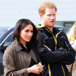 Le prince Harry et Meghan Markle à l'université de Bath, un mois avant leur mariage.