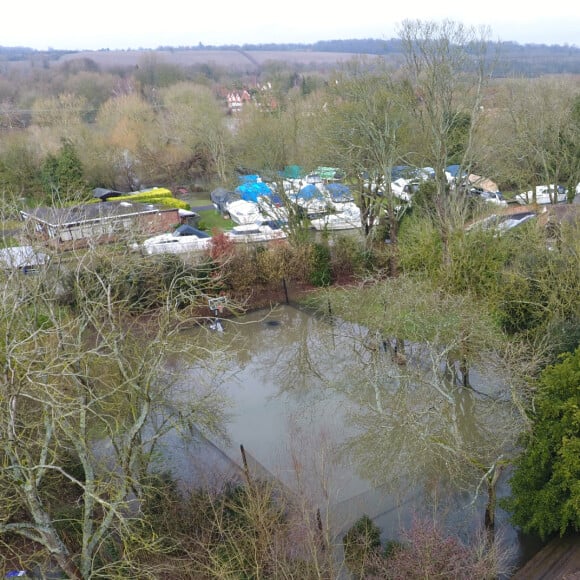 La maison de George Clooney - La Tamise déborde dans le Berkshire, en Angleterre, et inonde les jardins. Le 5 février 2021. @Splash News/ABACAPRESS.COM