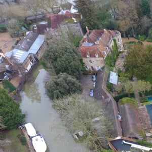 La maison de George Clooney - La Tamise déborde dans le Berkshire, en Angleterre, et inonde les jardins. Le 5 février 2021. @Splash News/ABACAPRESS.COM