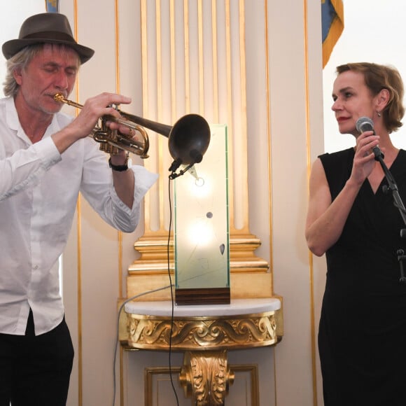 Erik Truffaz et Sandrine Bonnaire - 22e édition du Printemps des Poètes au ministère de la Culture à Paris le 25 février 2020. © Coadic Guirec/Bestimage