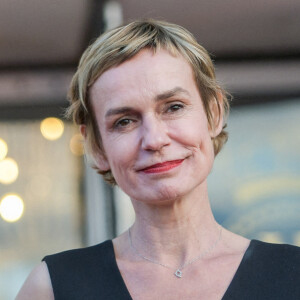 La présidente du jury Sandrine Bonnaire lors de l'ouverture de la 33e édition du festival du film romantique de Cabourg. Le 13 juin 2019. © Giancarlo Gorassini/Bestimage