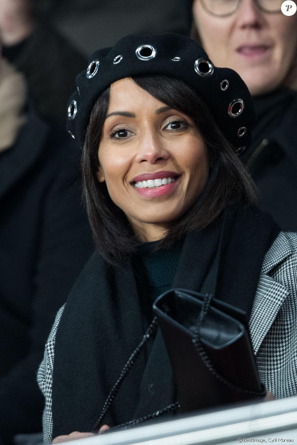 Sonia Rolland (Miss France 2000) dans les tribunes lors du match de Ligue 1 "PSG - Nantes (2-0)" au Parc des Princes, le 4 décembre 2019. © Cyril Moreau/Bestimage