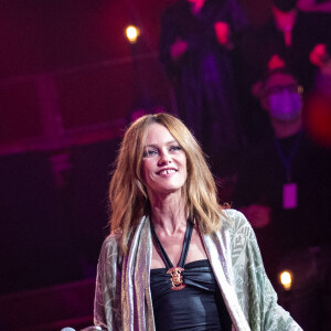 Exclusif - Vanessa Paradis - Grande soirée solidaire et festive "Secours Pop La Grande Soirée" au Cirque d'Hiver à Paris, diffusée en direct le 6 février sur France 2 © Tiziano Da Silva - Cyril Moreau / Bestimage 