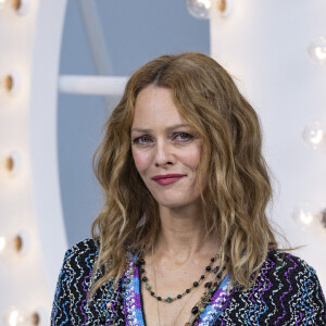 Vanessa Paradis - Photocall du défilé de mode prêt-à-porter printemps-été 2021 "Chanel" au Grand Palais à Paris. Le 6 octobre 2020 © Olivier Borde / Bestimage 