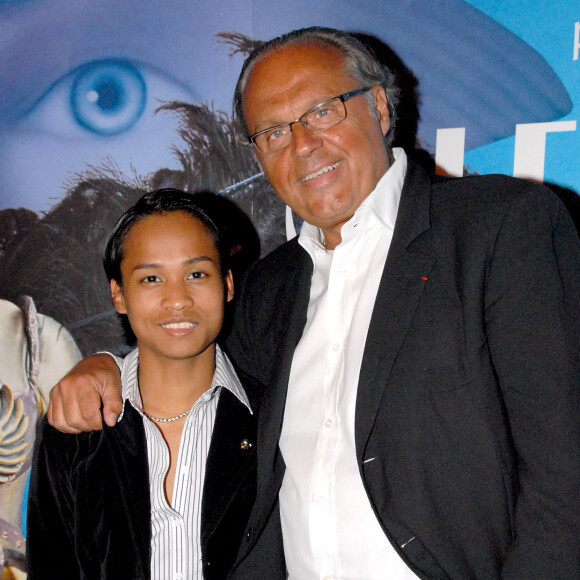 Gérard Louvin et son fils adoptif Kevin - Première de "Alegria", dernier spectacle du Cirque du Soleil à Saint-Denis