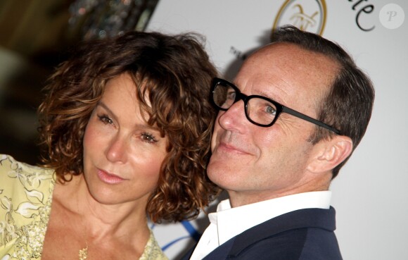 Jennifer Grey et son mari Clark Gregg lors de la 19e soirée annuelle de lutte contre le cancer "Taste for a cure" organisée au Beverly Wilshire Hotel à Beverly Hills, le 25 avril 2014.