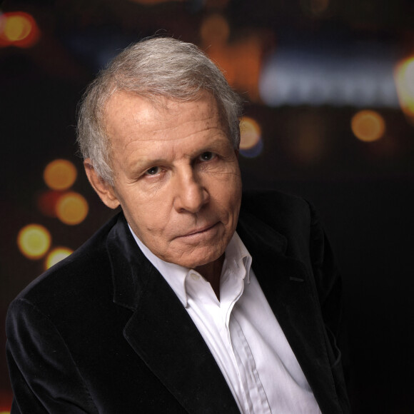 Exclusif - Portrait de Patrick Poivre D'Arvor à Paris © Cédric Perrin/Bestimage 