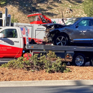 La voiture du golfeur Tiger Woods détruite après son dramatique accident en Californie, mardi 23 février 2021. Crédit photo : Keiran Southern/PA Wire.