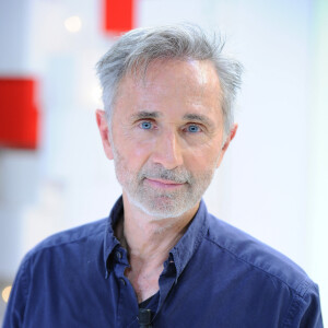 Exclusif - Thierry Lhermitte - Enregistrement de l'émission "Vivement Dimanche" présentée par M.Drucker et diffusée le 26 janvier 2020 sur France 2. Le 8 janvier 2020 © Guillaume Gaffiot / Bestimage