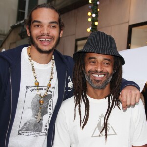 Yannick Noah et son fils Joakim Noah à Paris le 1er juin 2010.