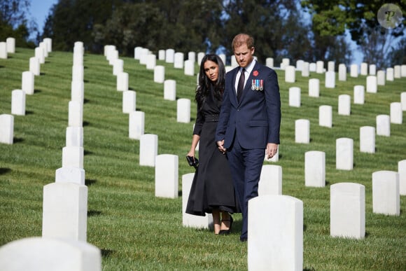 Le prince Harry et Meghan Markle lors d'une visite privée du cimetière national de Los Angeles, novembre 2020. Photo by Lee Morgan/PA Photos