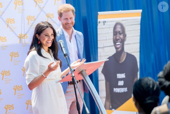 Le prince Harry, duc de Sussex, et Meghan Markle, duchesse de Sussex, visite l'association "Yes" (Youth Employment Service) qui oeuvre pour résoudre le problème du chômage des jeunes en Afrique du Sud. Johannesburg, le 2 octobre 2019.