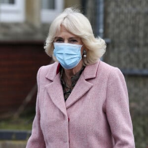 Camilla Parker Bowles, duchesse de Cornouailles, visite le centre de vaccination communautaire de l'église St Paul à Croydon, Royaume Uni.